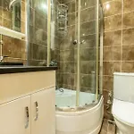 3-bedroom 2-bathroom, Centrally Located Ground-floor -no Stairs Istambul