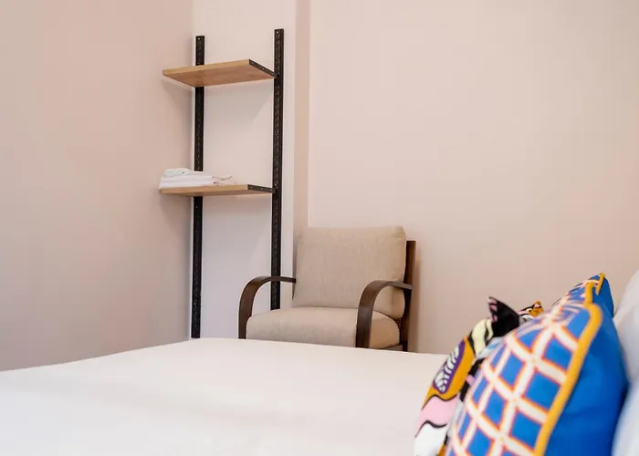 Appartement 3-bedroom 2-bathroom, Centrally Located Ground-floor -no Stairs Istambul