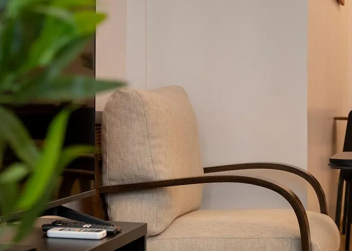 Appartement 3-bedroom 2-bathroom, Centrally Located Ground-floor -no Stairs Istambul